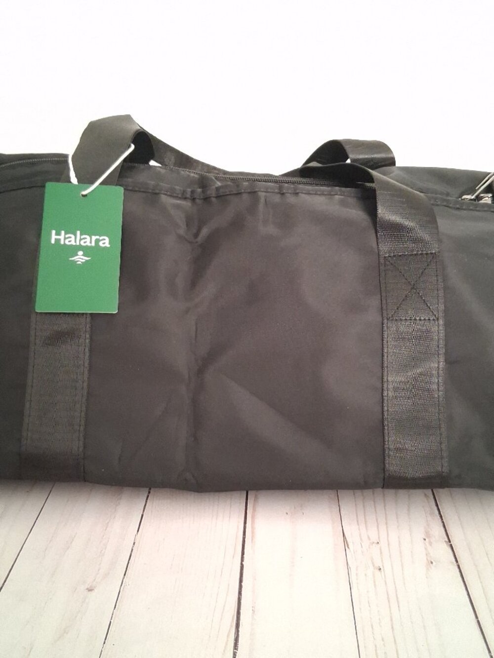 NWT Halara Duffel Bag with Shoulder Strap Black